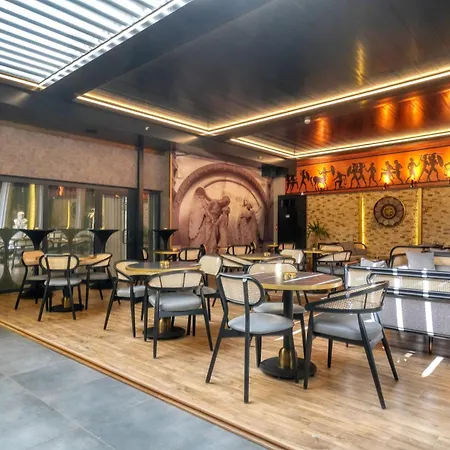 Ibos Hotel 4*