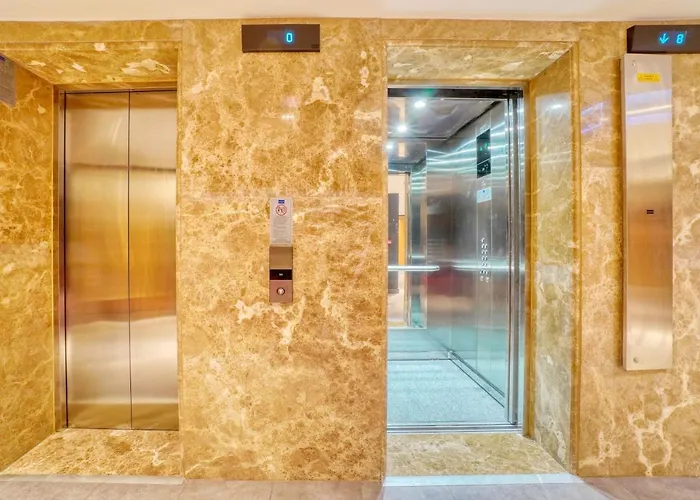 Ibos 4* Σμύρνη